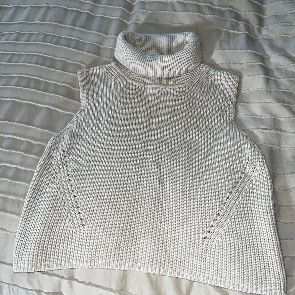 🍨Elegant Cream Turtleneck Sweater🍨